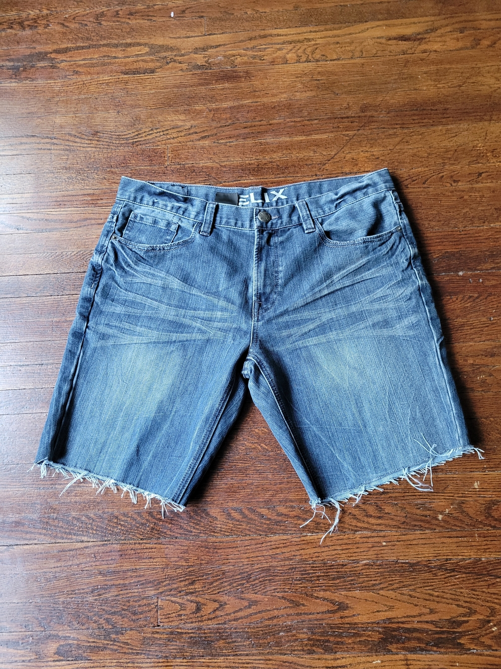 Helix relaxed boot 36W 34L cut off denim jean shorts Summer Casual